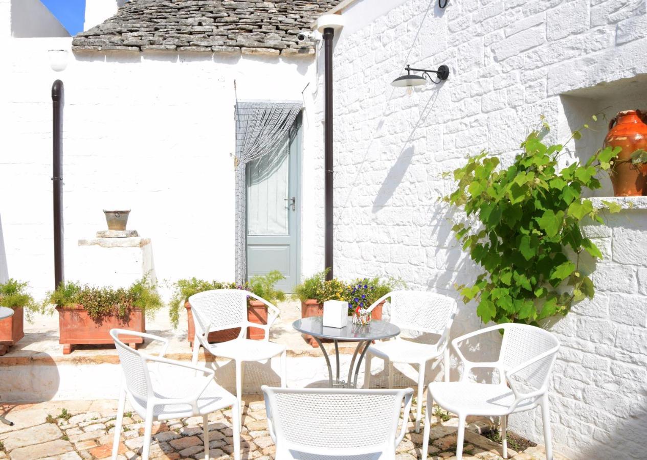 Corte Trullo Sovrano B&B 阿尔贝罗贝洛 外观 照片
